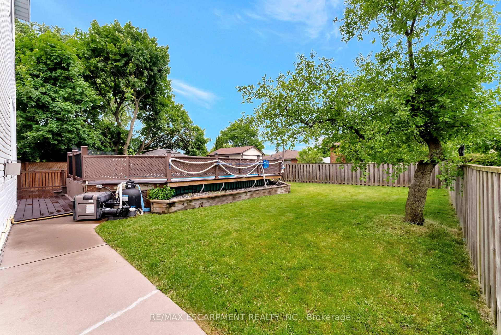 Photo 40 of 187 Darlington Drive, Hamilton, Gilbert — HOMEH