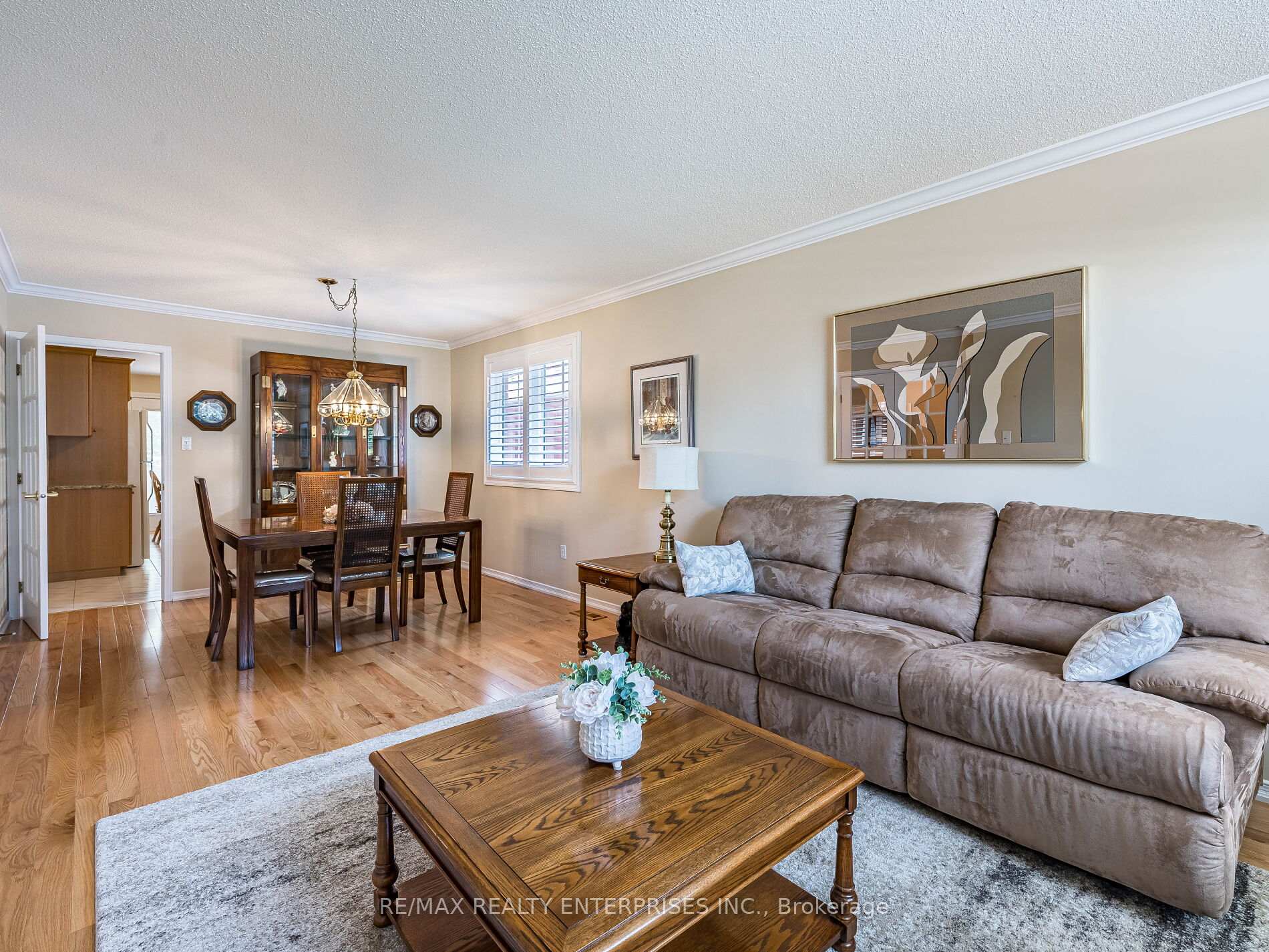 Photo 30 of 40 Longyear Drive, Hamilton, Waterdown — HOMEH