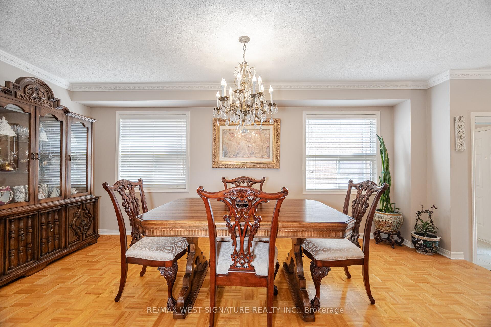 Photo 12 of 105 Echo Ridge, Vaughan, Sonoma Heights — HOMEH