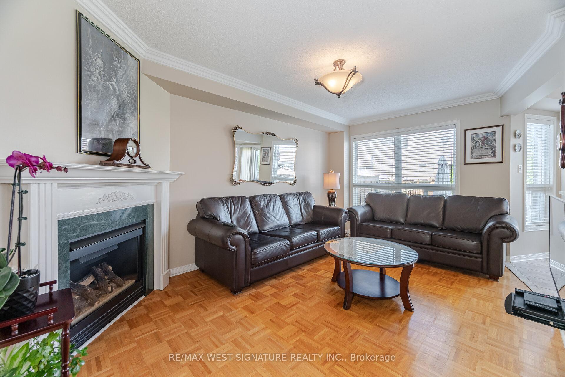 Photo 11 of 105 Echo Ridge, Vaughan, Sonoma Heights — HOMEH