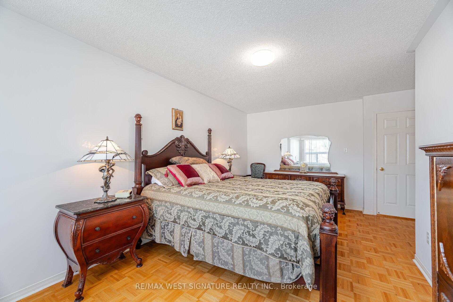 Photo 22 of 105 Echo Ridge, Vaughan, Sonoma Heights — HOMEH