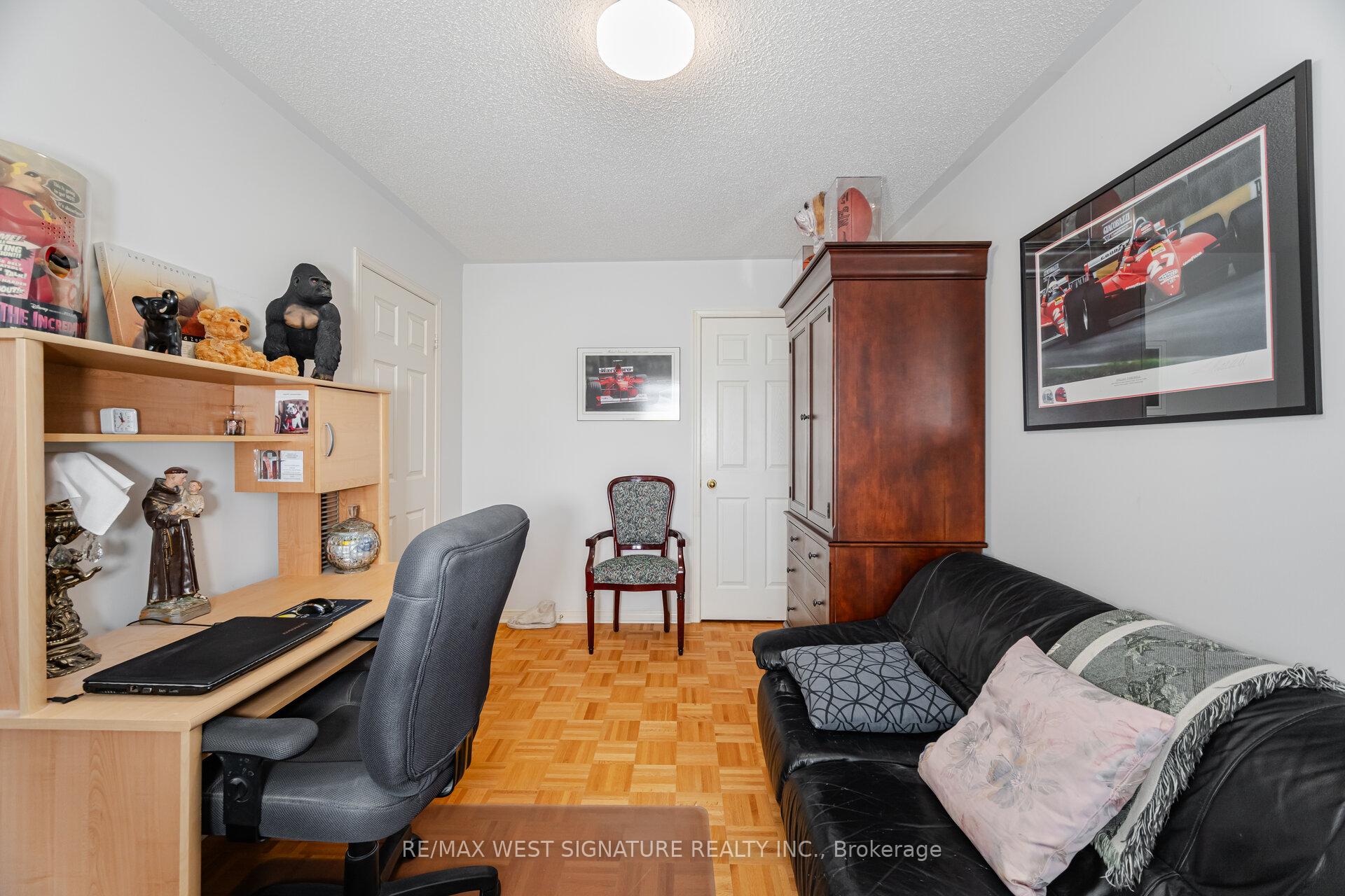 Photo 16 of 105 Echo Ridge, Vaughan, Sonoma Heights — HOMEH