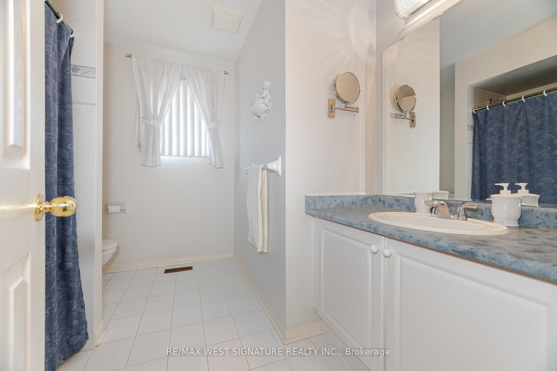 Photo 19 of 105 Echo Ridge, Vaughan, Sonoma Heights — HOMEH