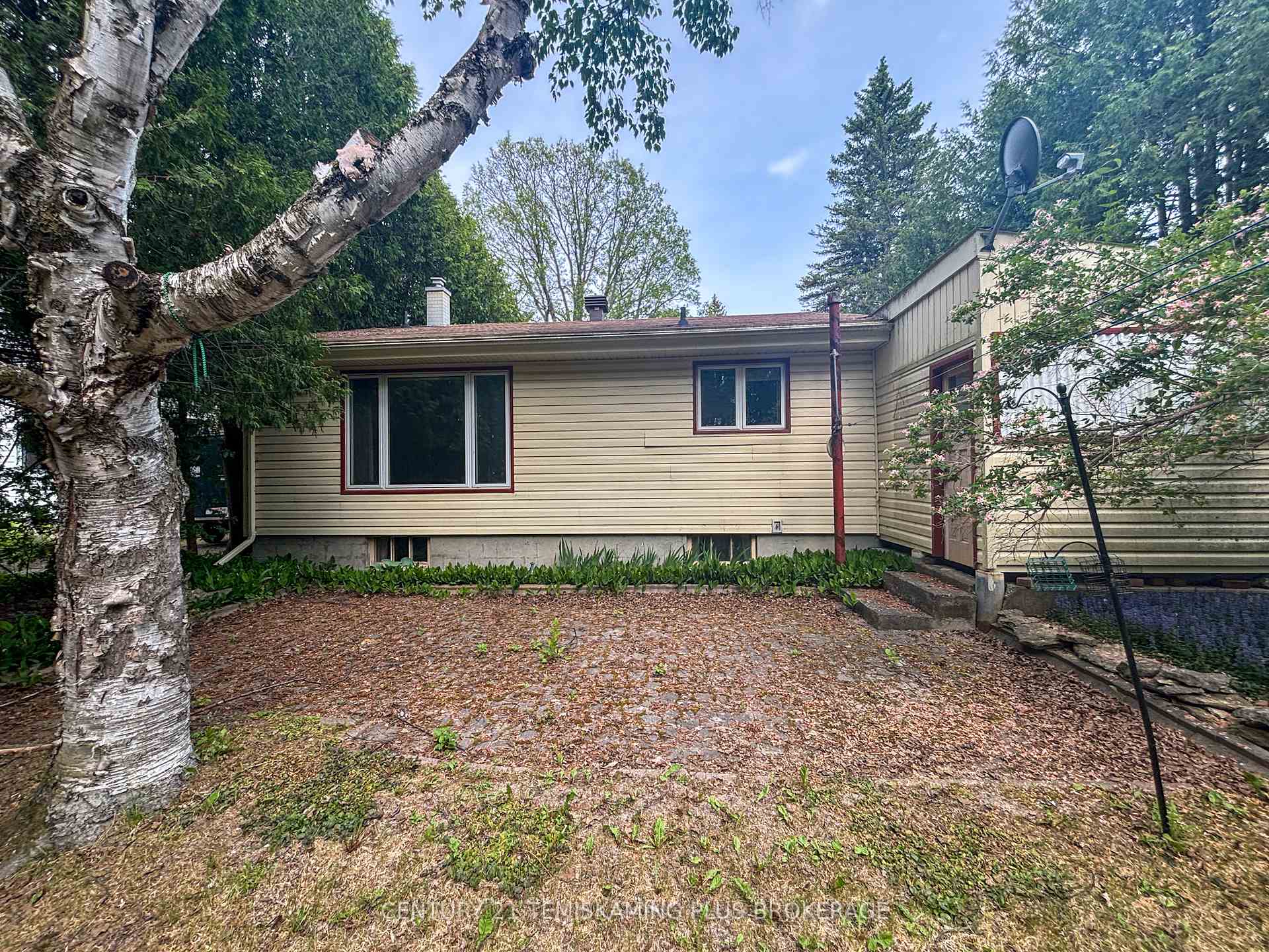 Photo 8 of 238 Grant Street, Temiskaming Shores — HOMEH