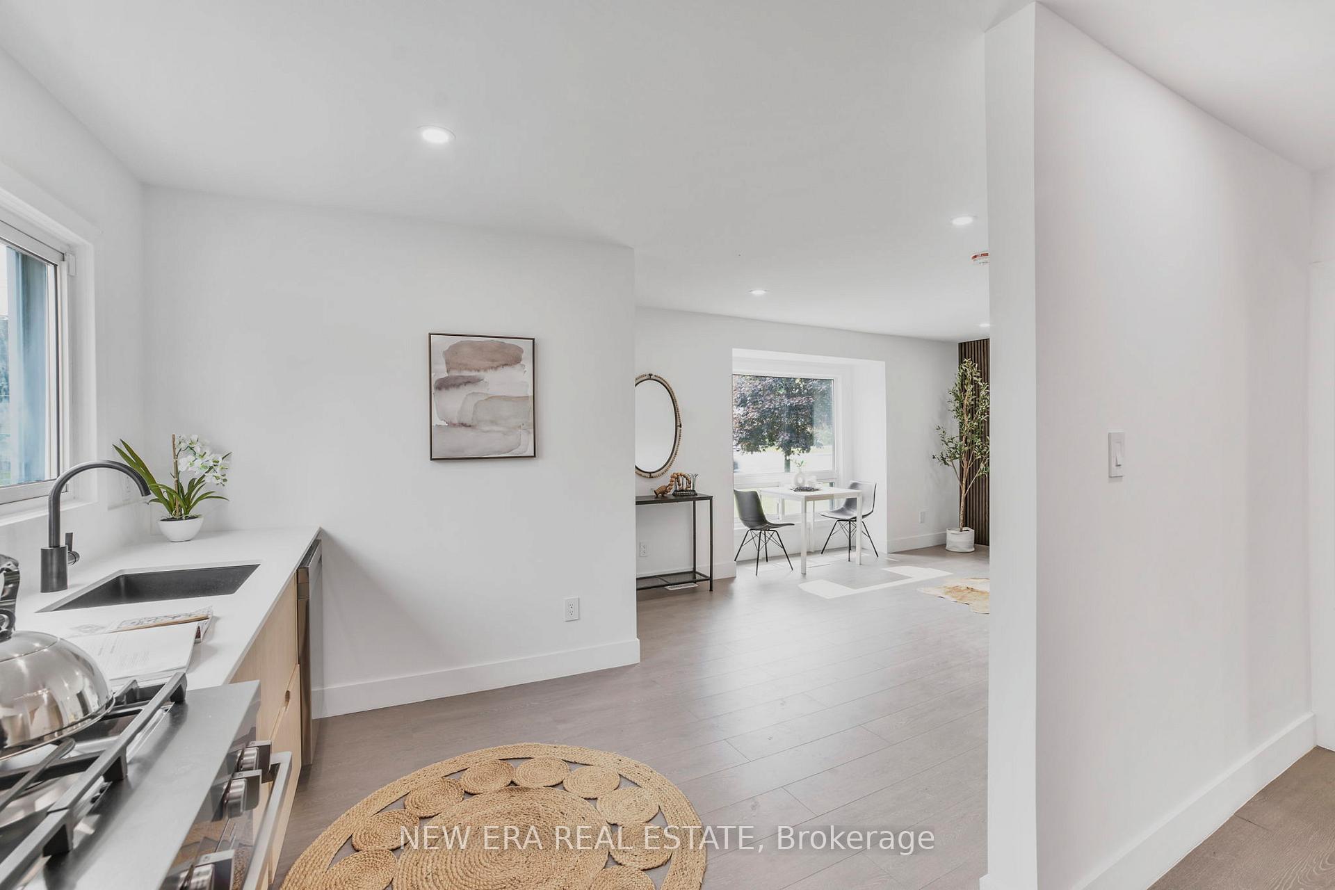 Photo 6 of 784 Upper Gage Drive, Hamilton, Macassa — HOMEH