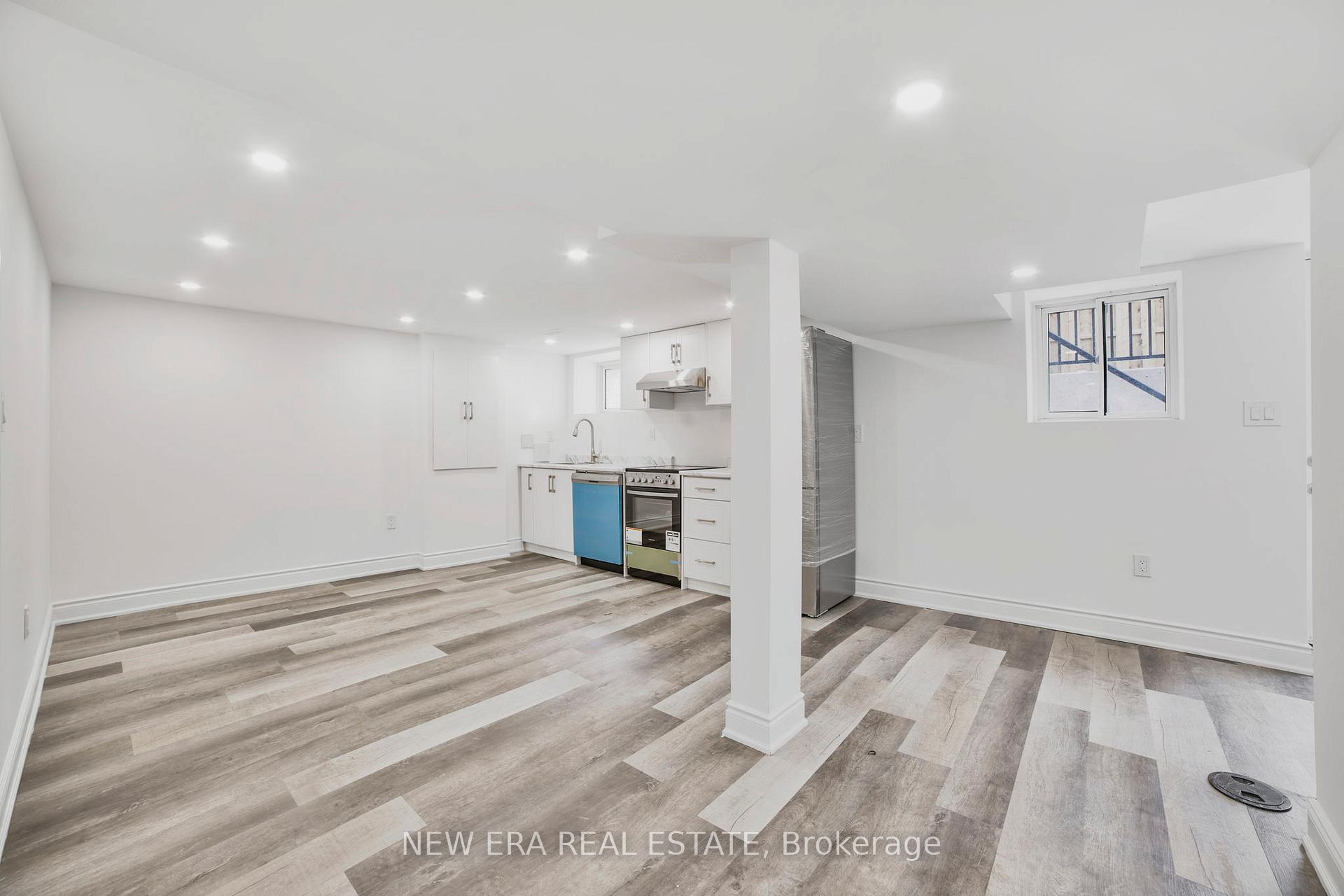 Photo 28 of 784 Upper Gage Drive, Hamilton, Macassa — HOMEH