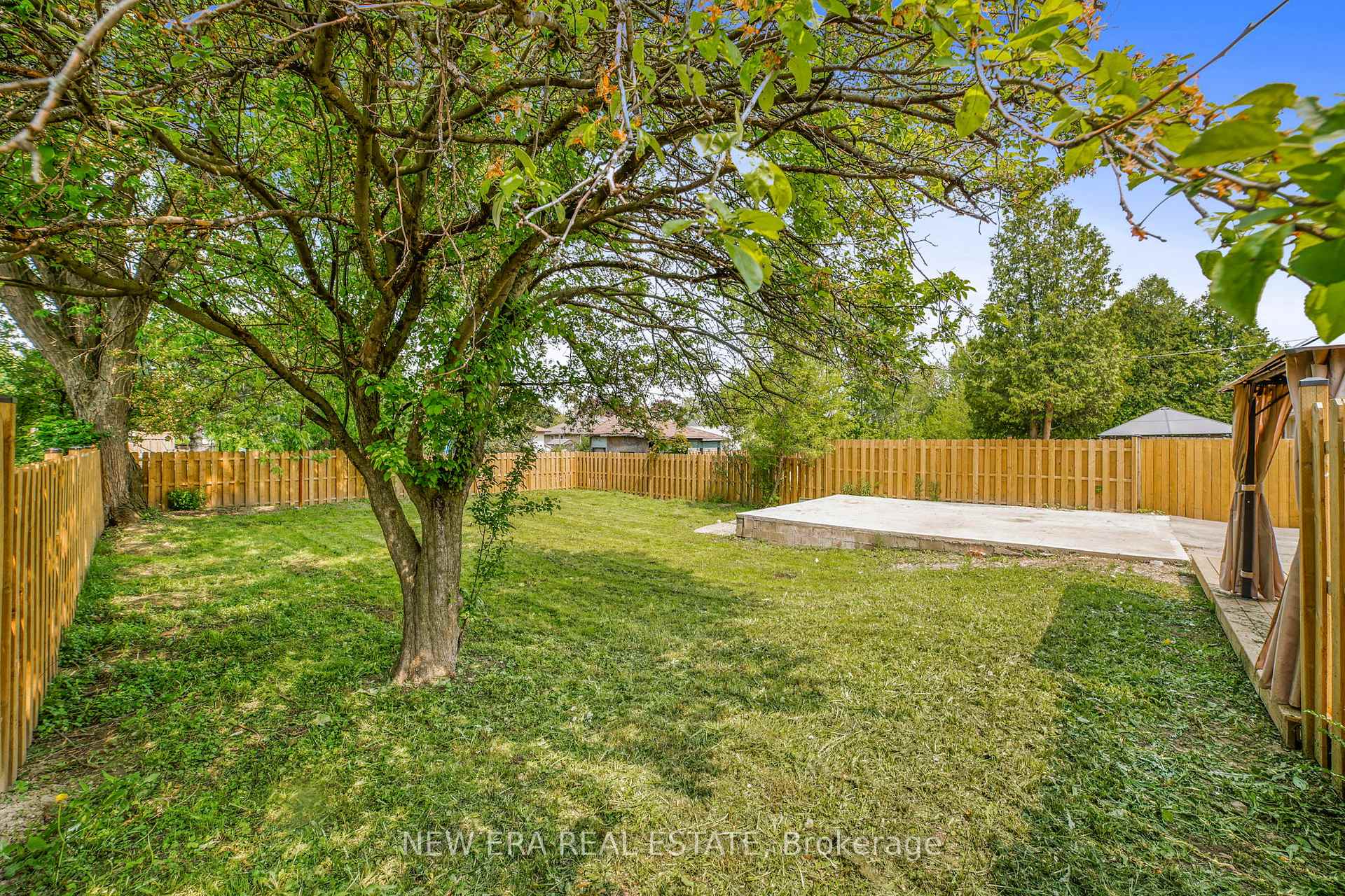 Photo 36 of 784 Upper Gage Drive, Hamilton, Macassa — HOMEH