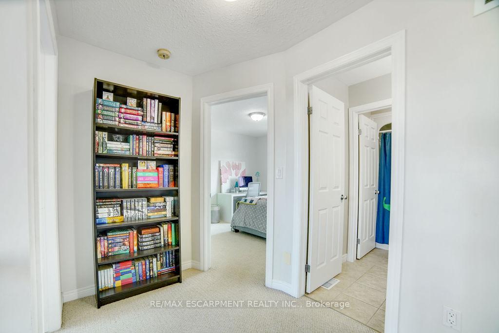 Photo 13 of 130 Highland Boulevard, Haldimand — HOMEH
