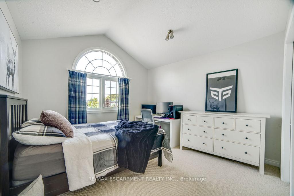 Photo 27 of 130 Highland Boulevard, Haldimand — HOMEH