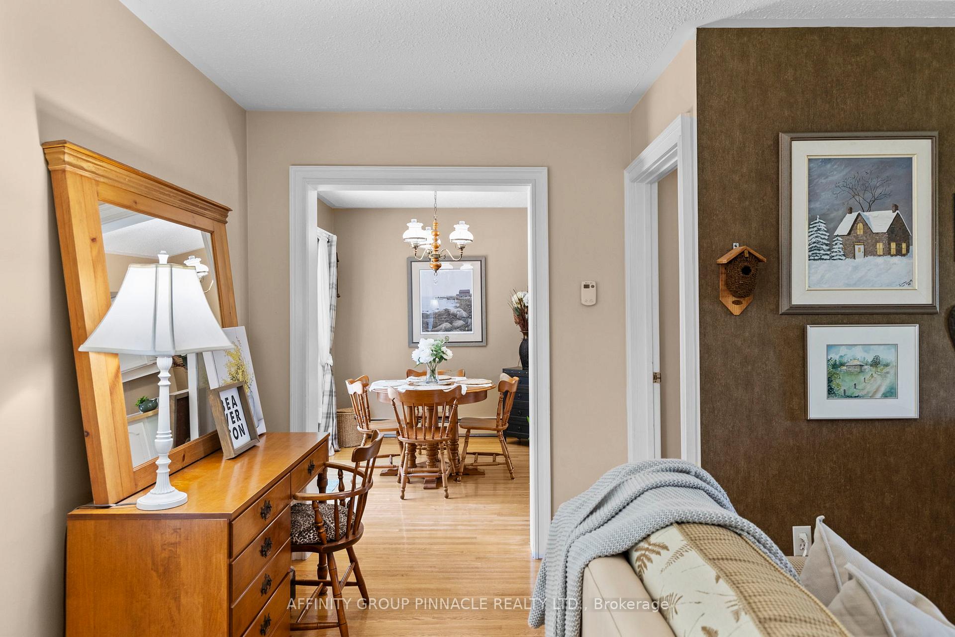 Photo 12 of 431 Dundas Street, Brock, Beaverton — HOMEH