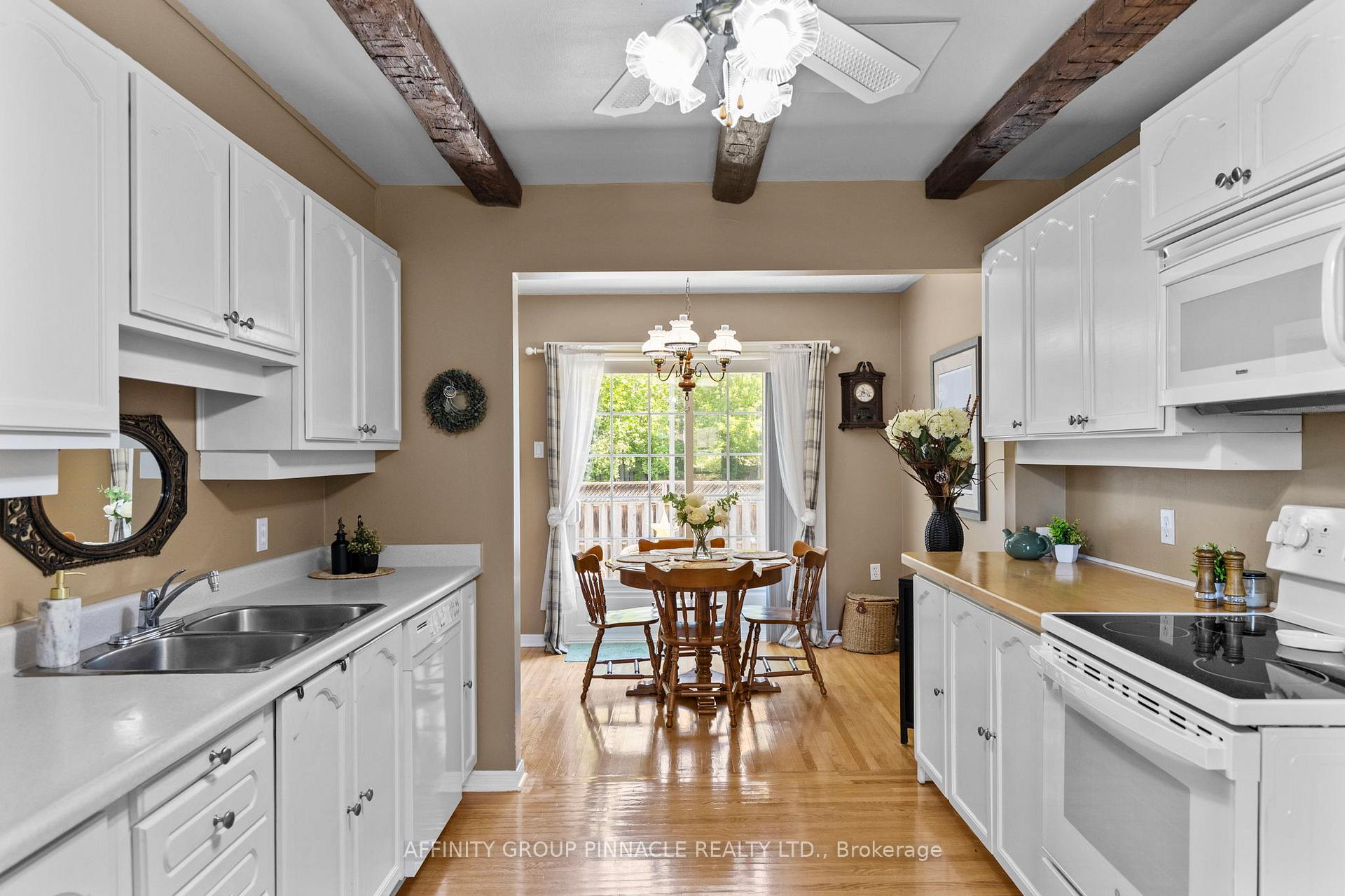 Photo 17 of 431 Dundas Street, Brock, Beaverton — HOMEH