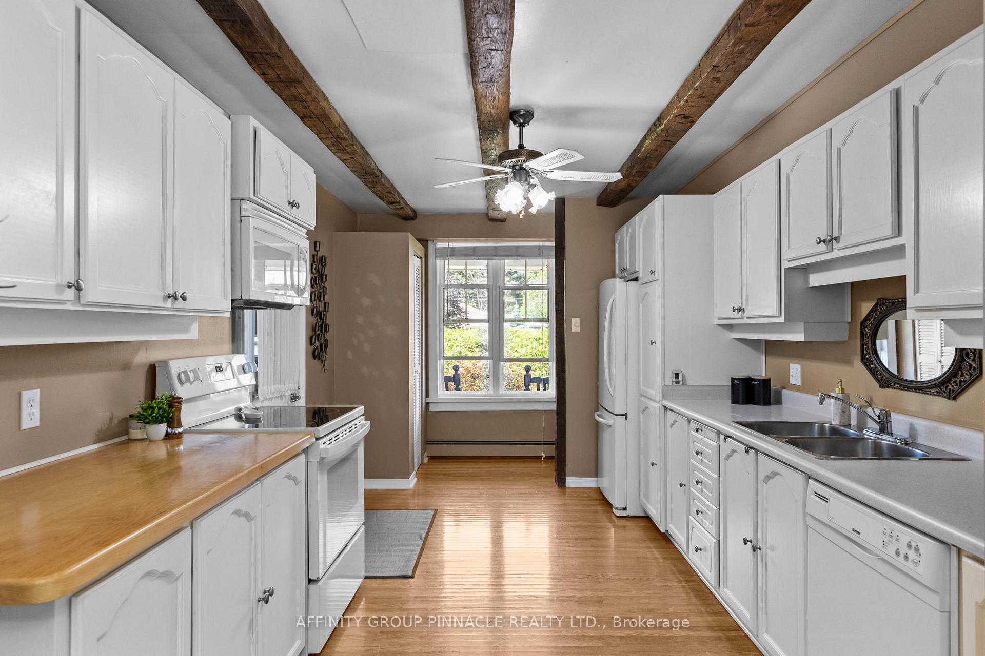 Photo 37 of 431 Dundas Street, Brock, Beaverton — HOMEH