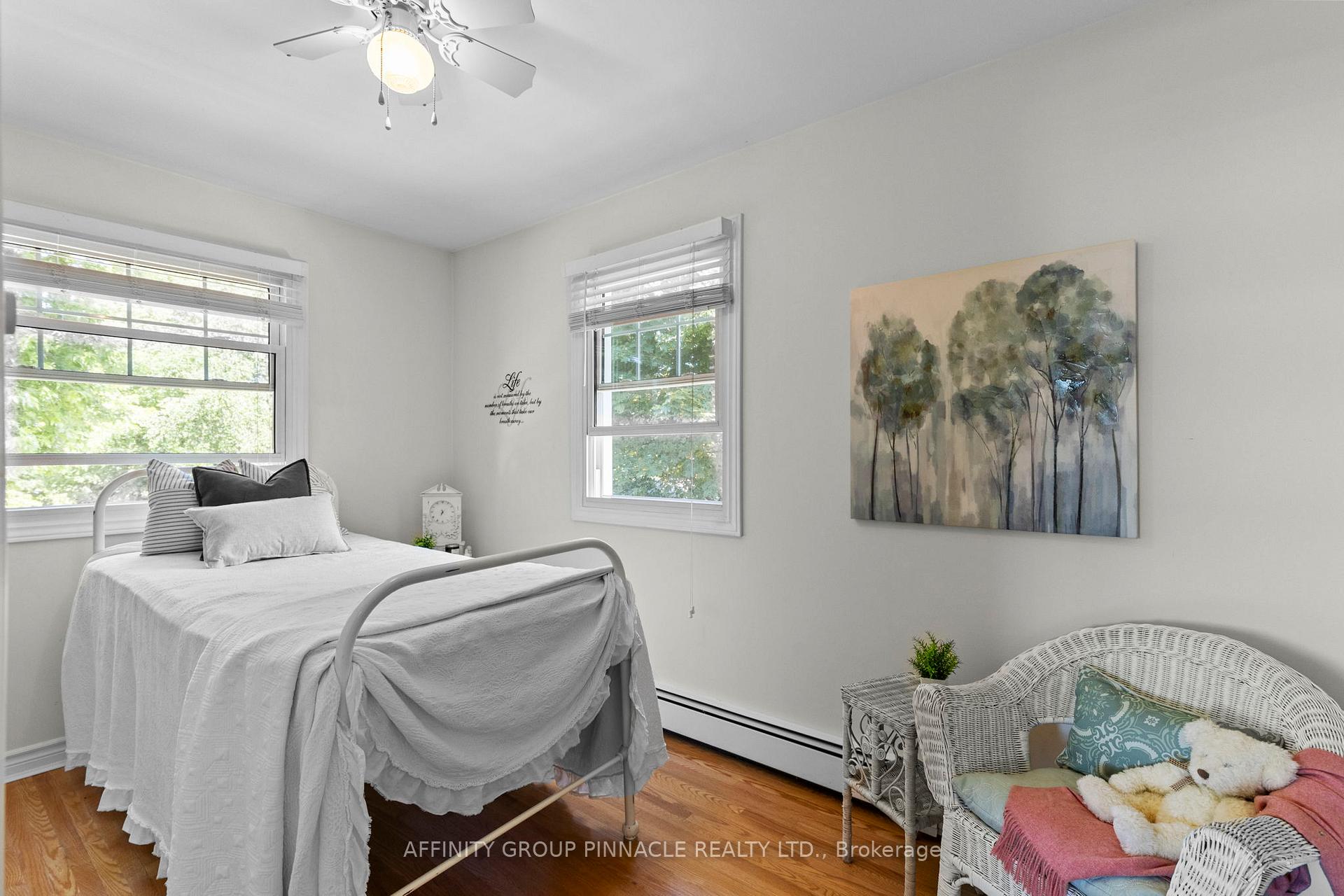 Photo 41 of 431 Dundas Street, Brock, Beaverton — HOMEH