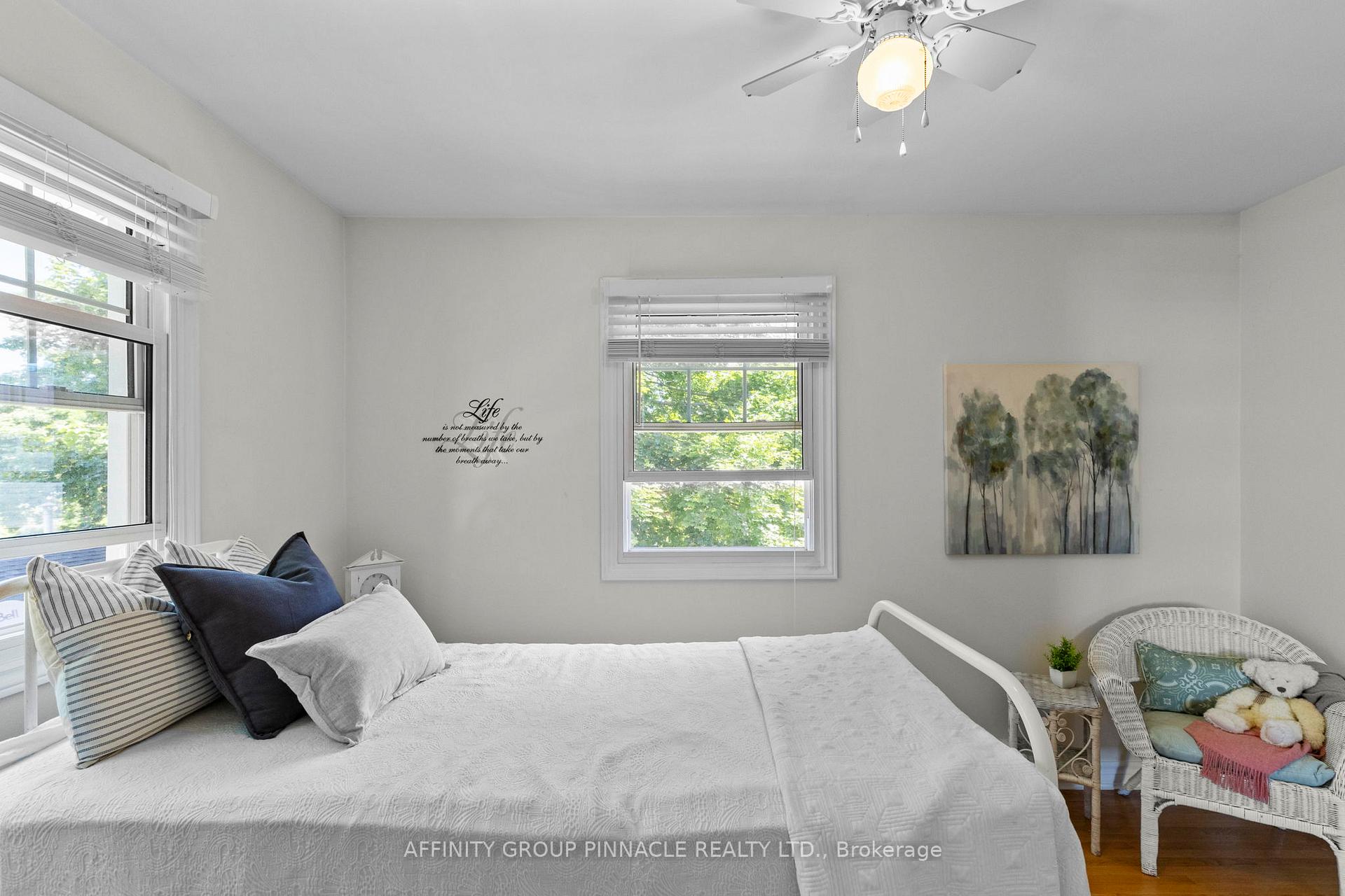 Photo 18 of 431 Dundas Street, Brock, Beaverton — HOMEH