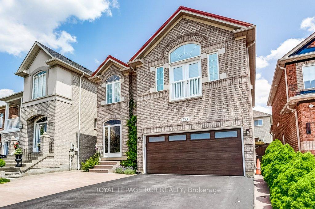Photo 6 of 313 John Deisman Boulevard, Vaughan, Vellore Village — HOMEH