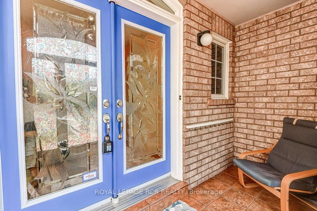 Photo 4 of 313 John Deisman Boulevard, Vaughan, Vellore Village — HOMEH