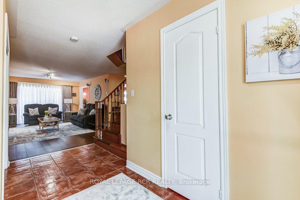 Photo 16 of 313 John Deisman Boulevard, Vaughan, Vellore Village — HOMEH