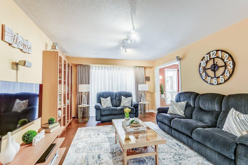 Photo 12 of 313 John Deisman Boulevard, Vaughan, Vellore Village — HOMEH