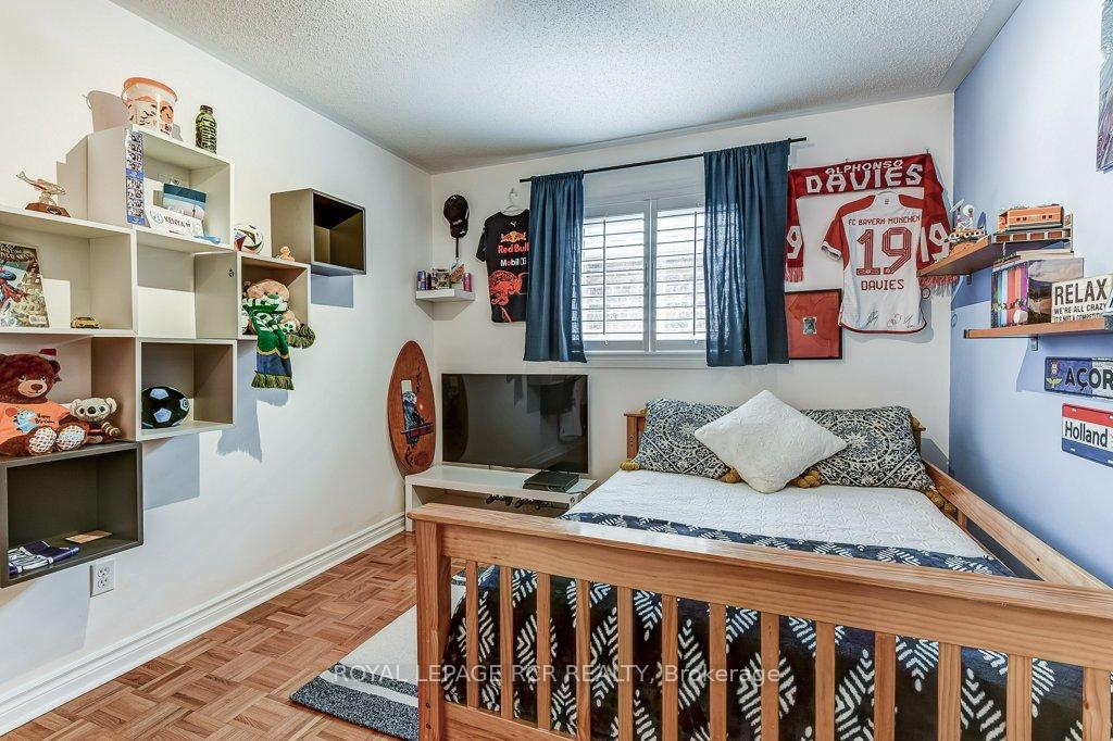 Photo 34 of 313 John Deisman Boulevard, Vaughan, Vellore Village — HOMEH