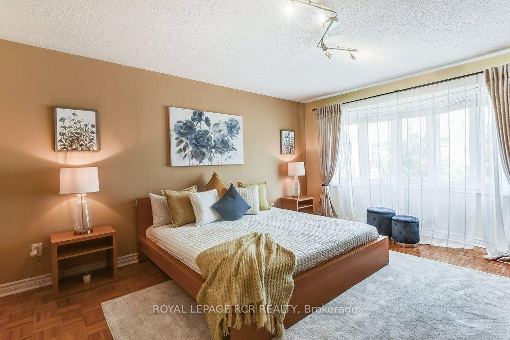 Photo 46 of 313 John Deisman Boulevard, Vaughan, Vellore Village — HOMEH