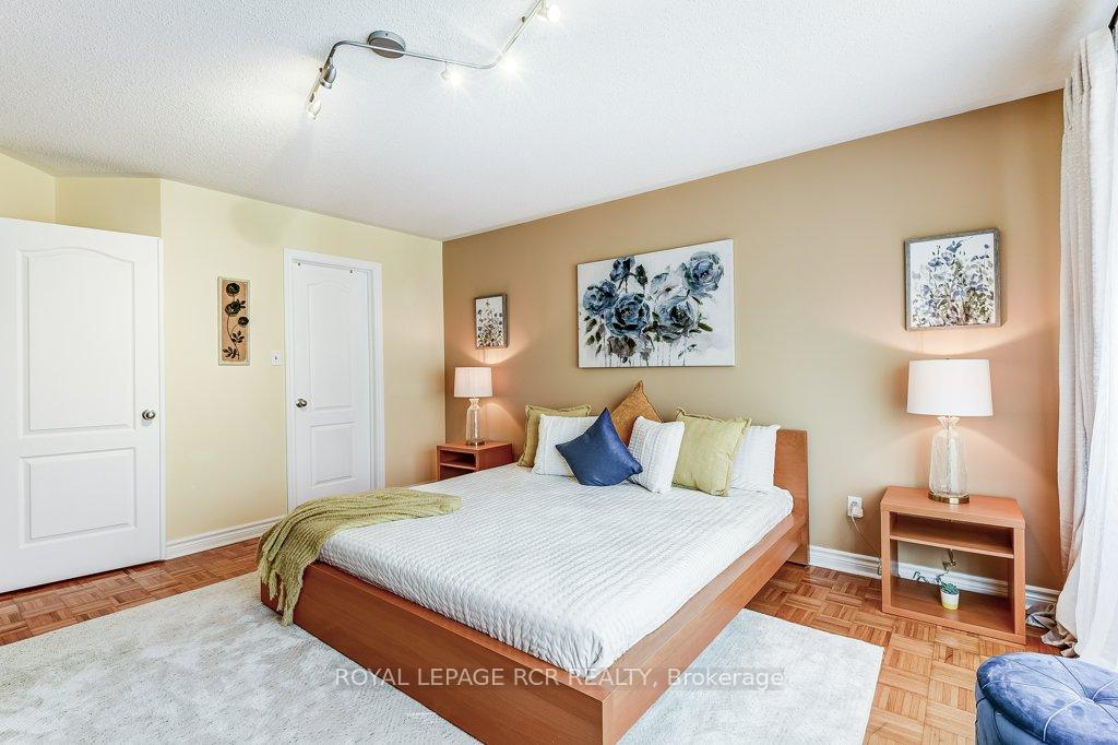 Photo 49 of 313 John Deisman Boulevard, Vaughan, Vellore Village — HOMEH