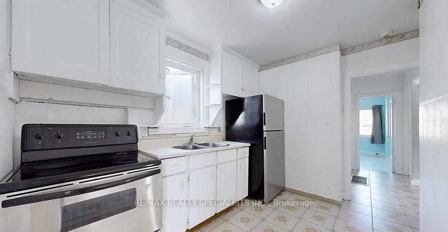 Photo 15 of 739 Vaughan Road, Toronto, Oakwood Village — HOMEH