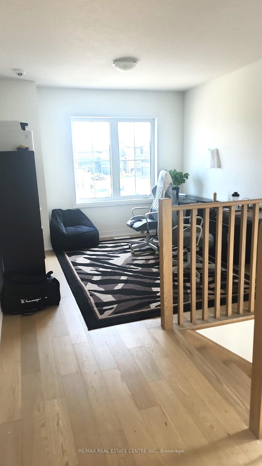 Photo 5 of 59 Velvet Way, Thorold, Rolling Meadows — HOMEH