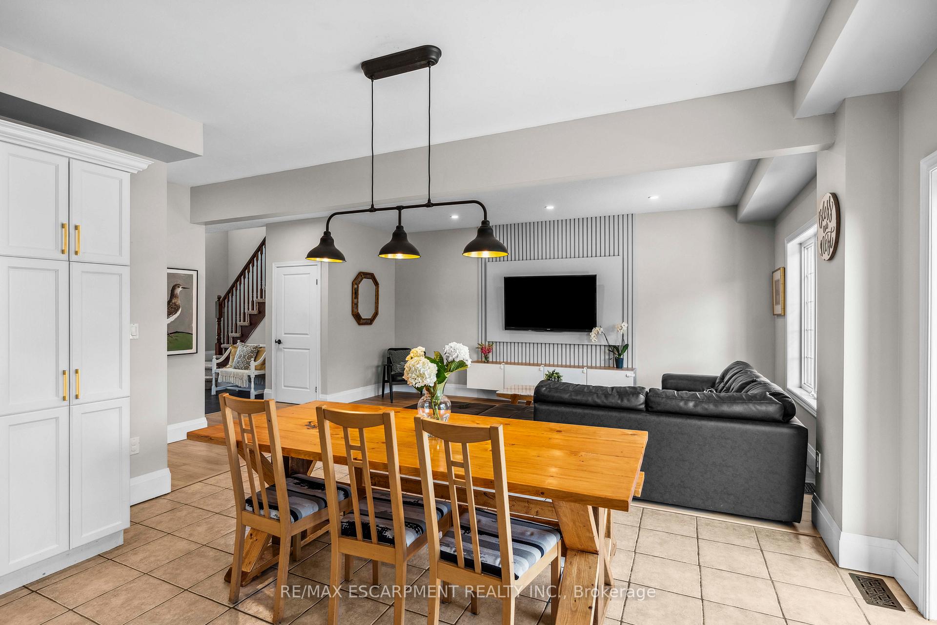 Photo 17 of 4 Bankfield Crescent, Hamilton, Stoney Creek — HOMEH