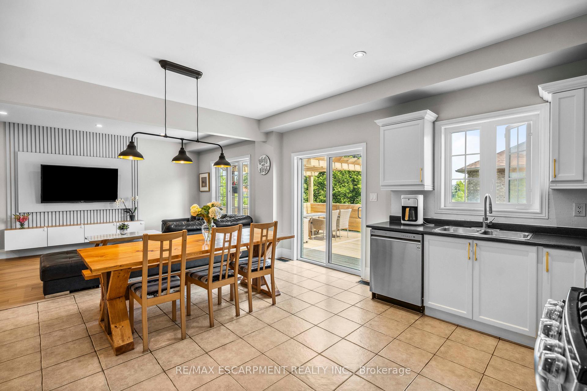 Photo 30 of 4 Bankfield Crescent, Hamilton, Stoney Creek — HOMEH