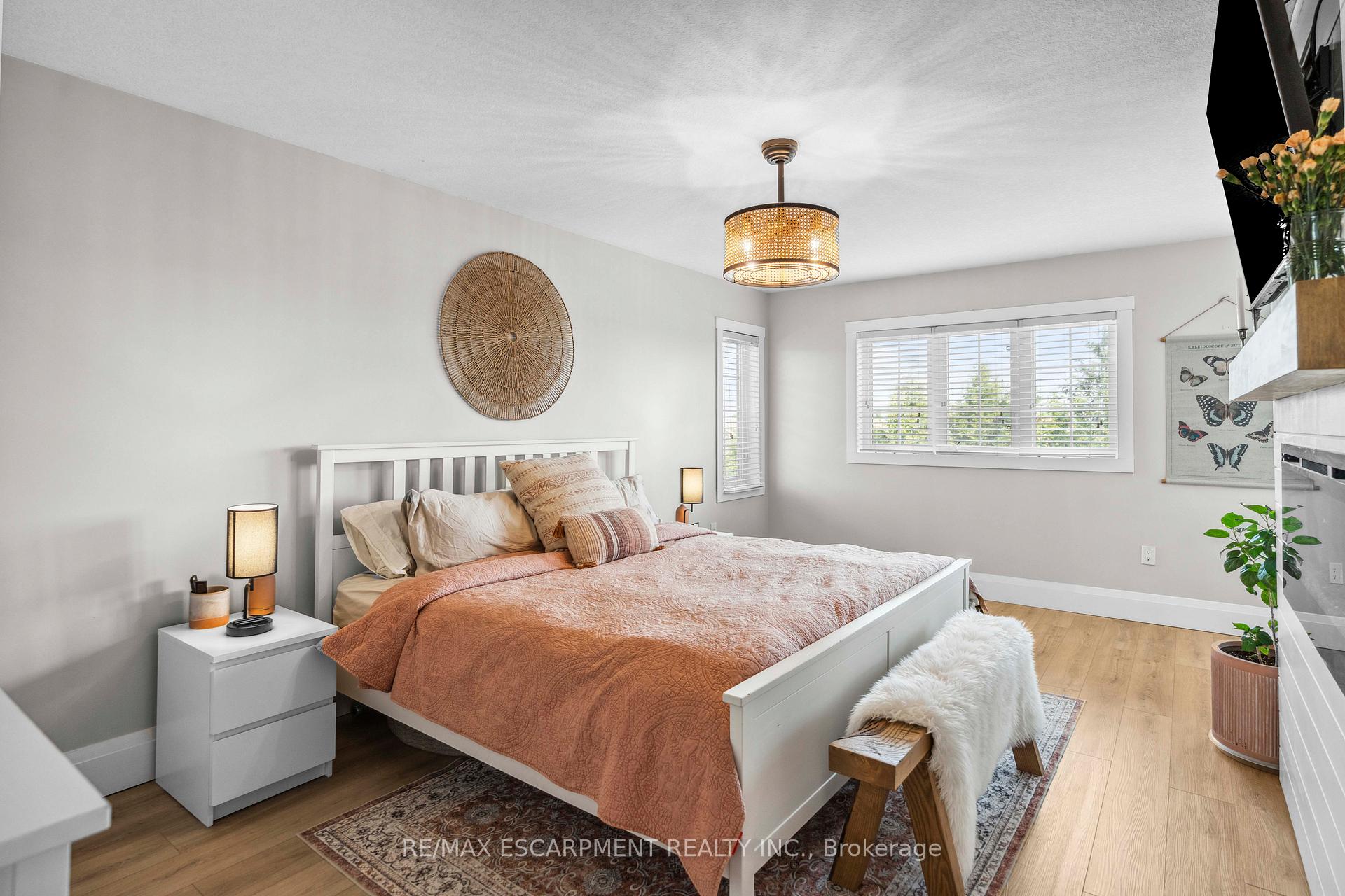 Photo 32 of 4 Bankfield Crescent, Hamilton, Stoney Creek — HOMEH