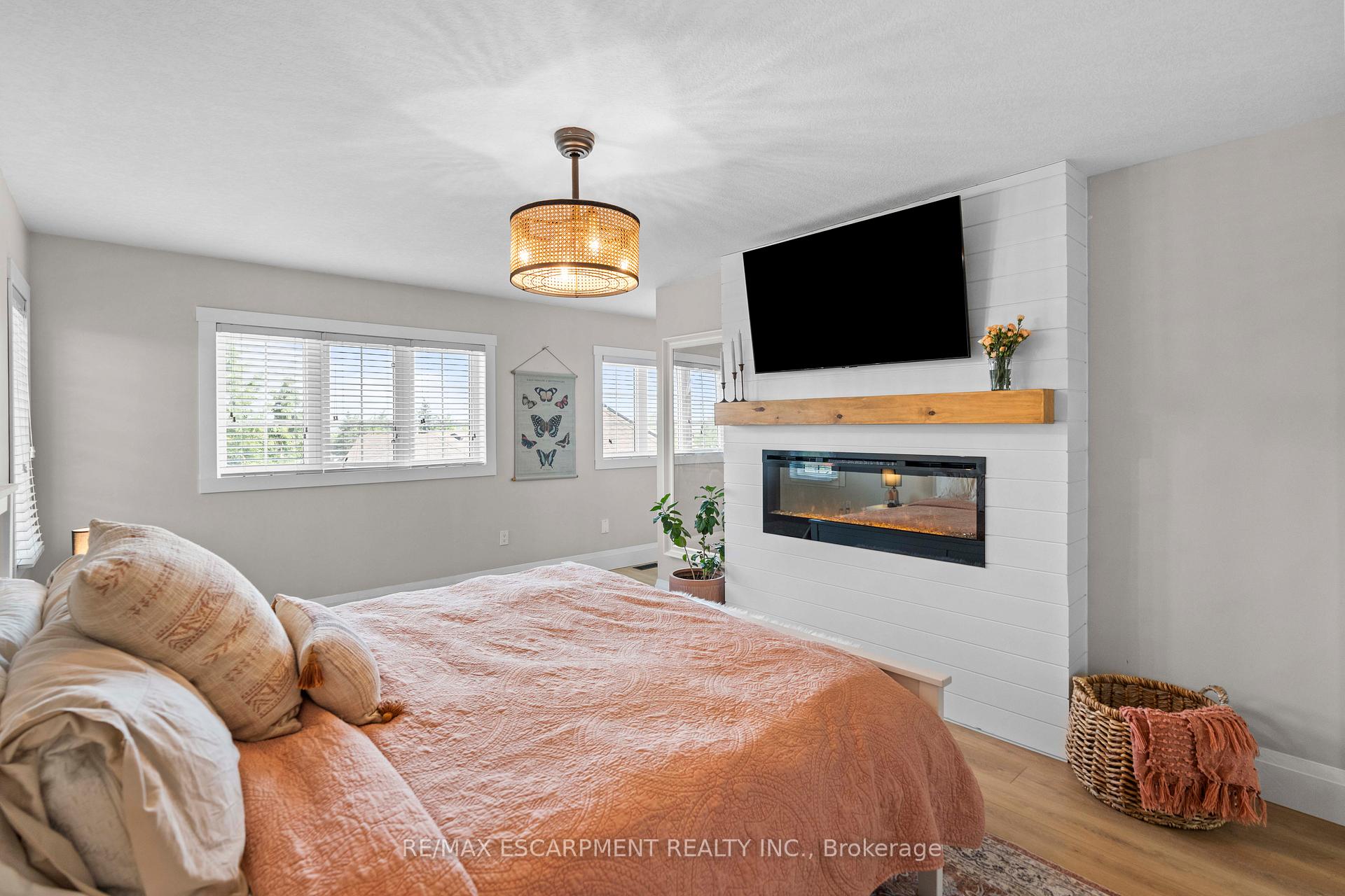 Photo 34 of 4 Bankfield Crescent, Hamilton, Stoney Creek — HOMEH