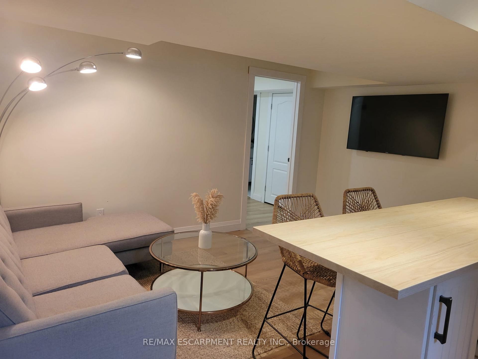 Photo 24 of 4 Bankfield Crescent, Hamilton, Stoney Creek — HOMEH