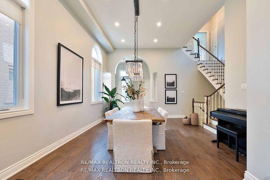 Photo 12 of 121 Broomlands Drive, Vaughan, Maple — HOMEH