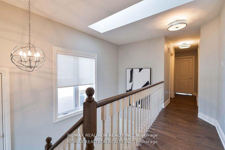 Photo 23 of 121 Broomlands Drive, Vaughan, Maple — HOMEH