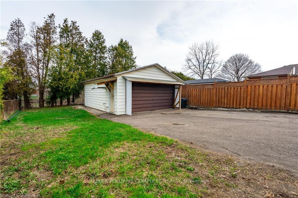 Photo 4 of 15 Nelligan Place, Hamilton, Rosedale — HOMEH