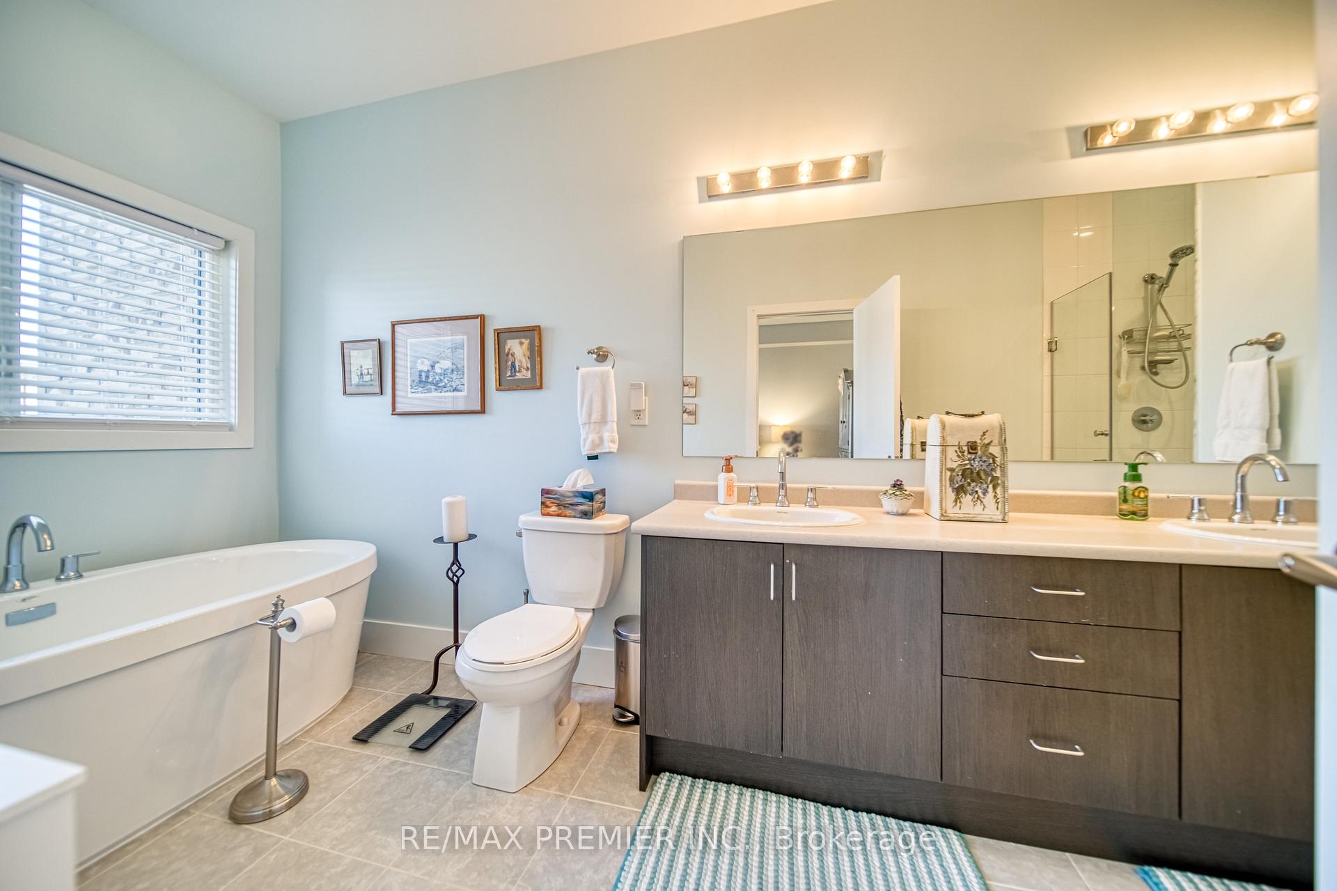 Photo 31 of 455 Elyse Court, Aurora, Bayview Northeast — HOMEH