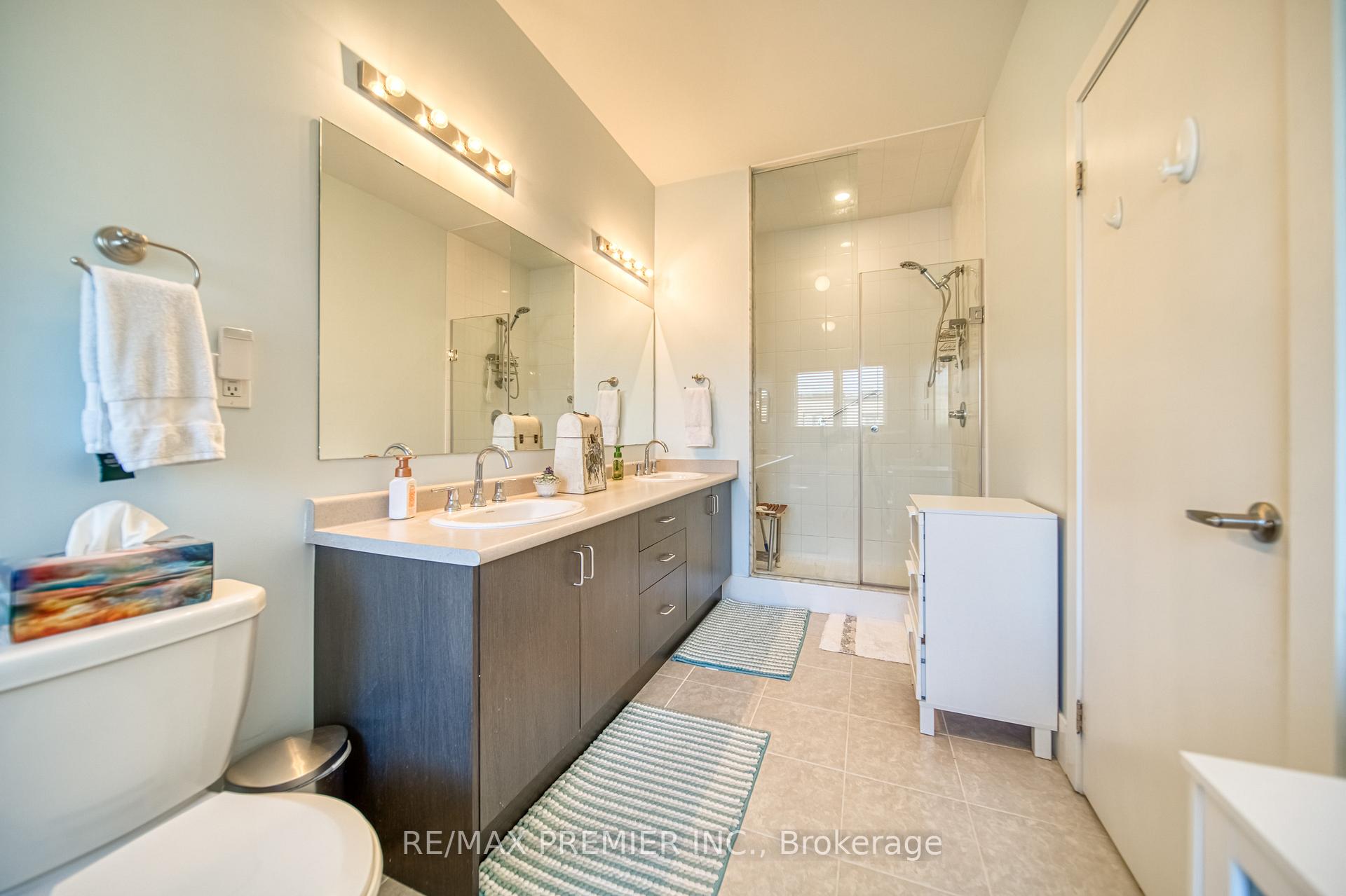Photo 23 of 455 Elyse Court, Aurora, Bayview Northeast — HOMEH