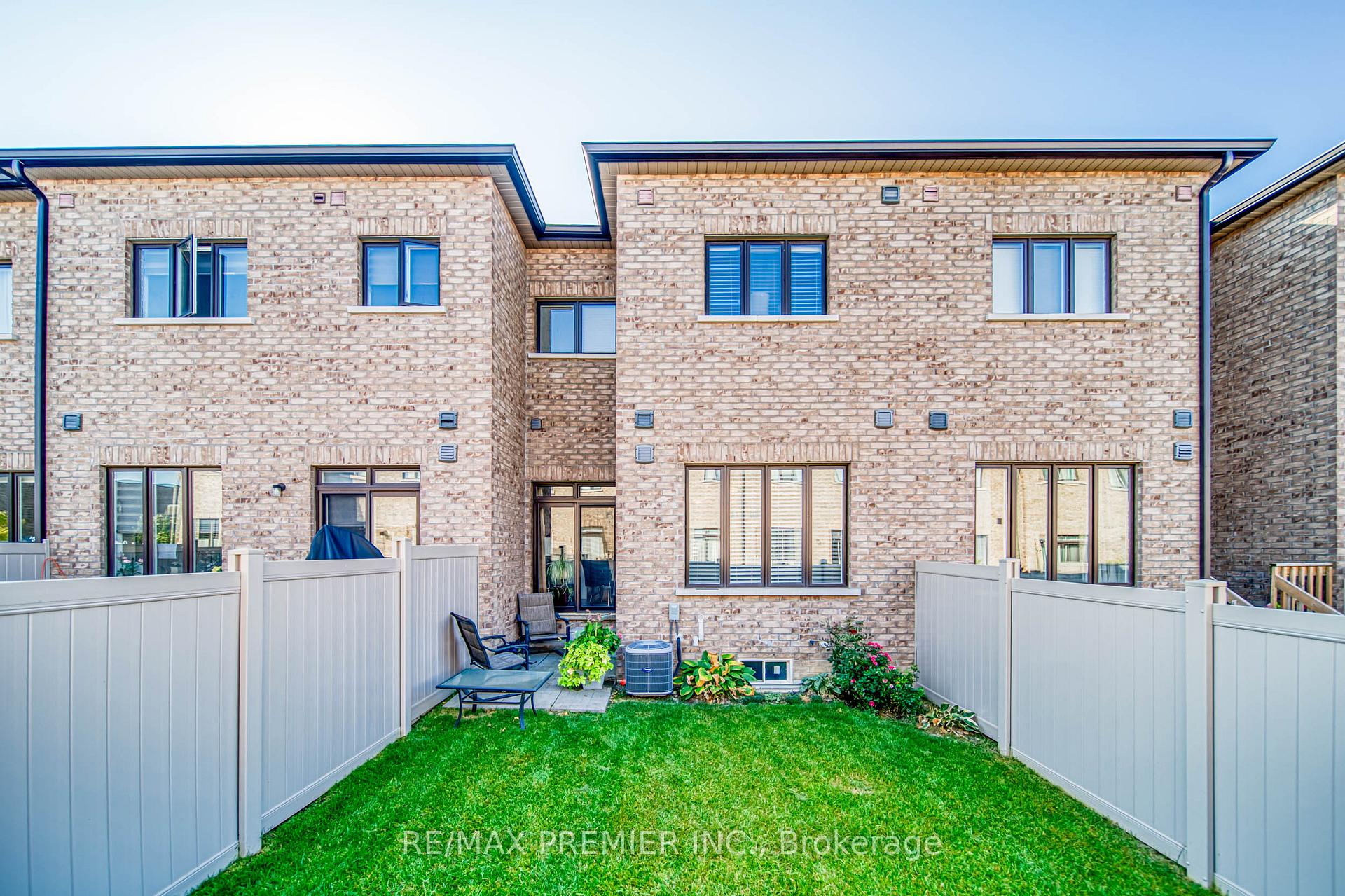 Photo 34 of 455 Elyse Court, Aurora, Bayview Northeast — HOMEH
