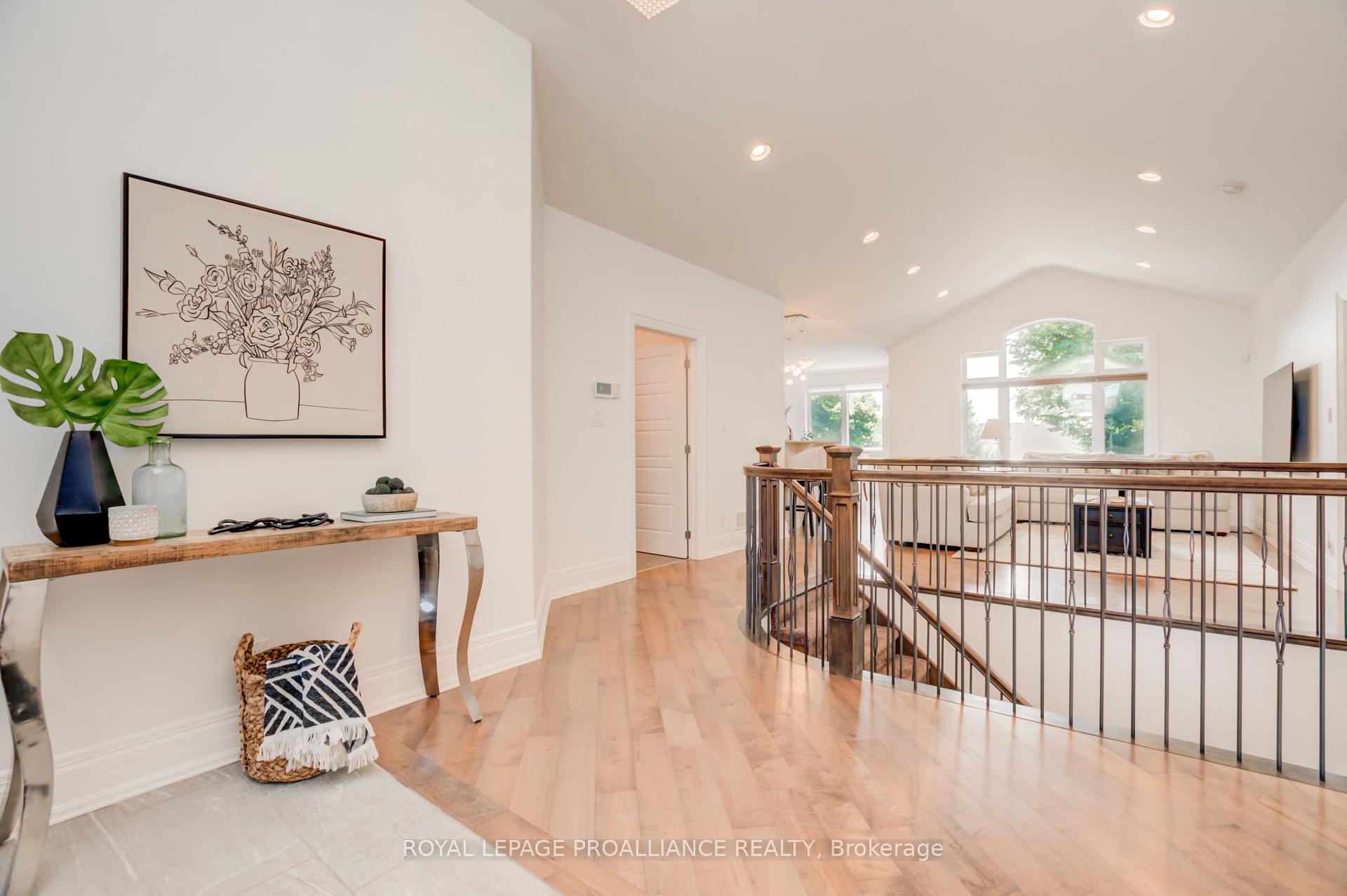 Photo 7 of 9 Castle Ridge, Brighton — HOMEH