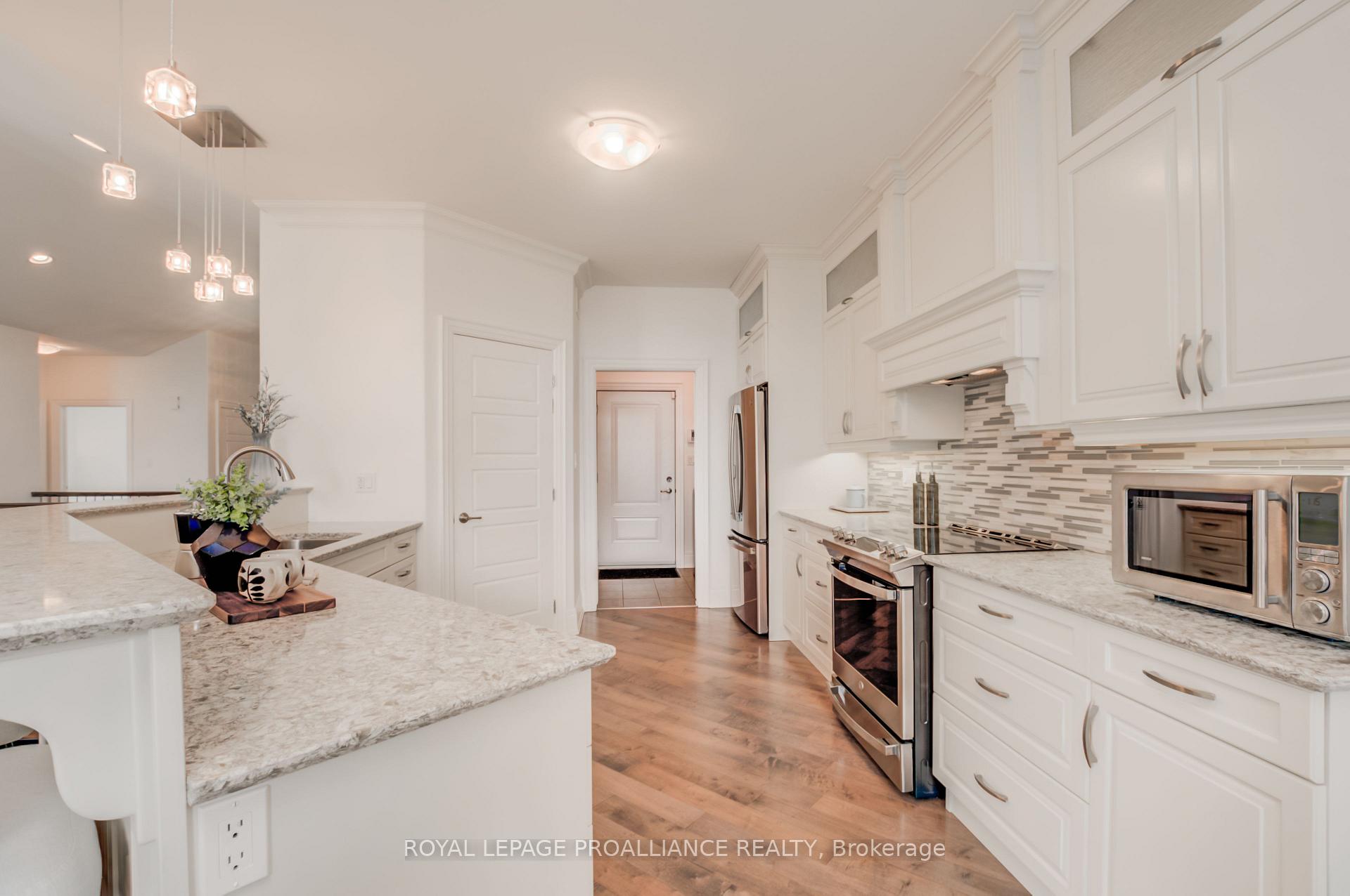 Photo 18 of 9 Castle Ridge, Brighton — HOMEH