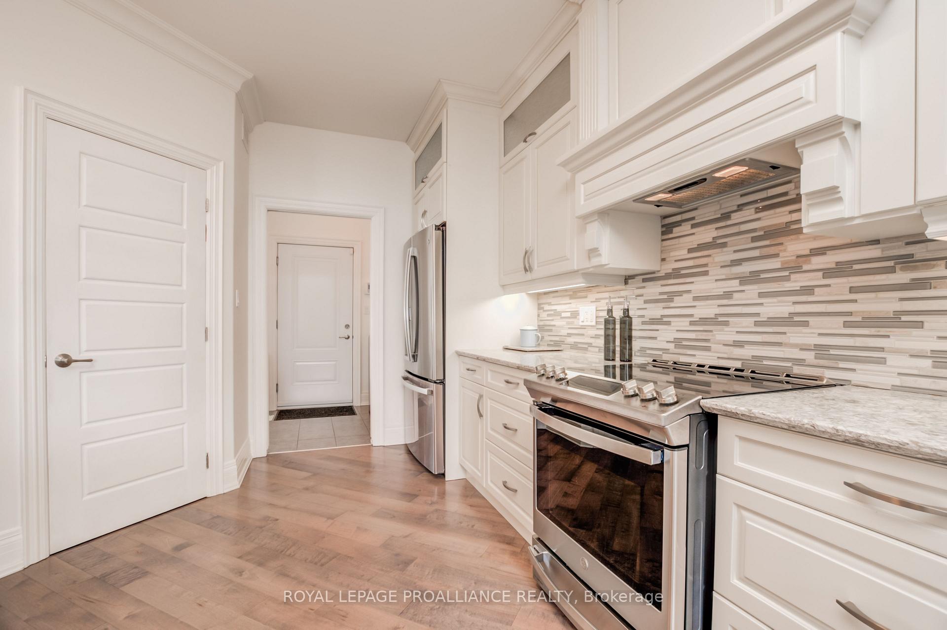 Photo 17 of 9 Castle Ridge, Brighton — HOMEH