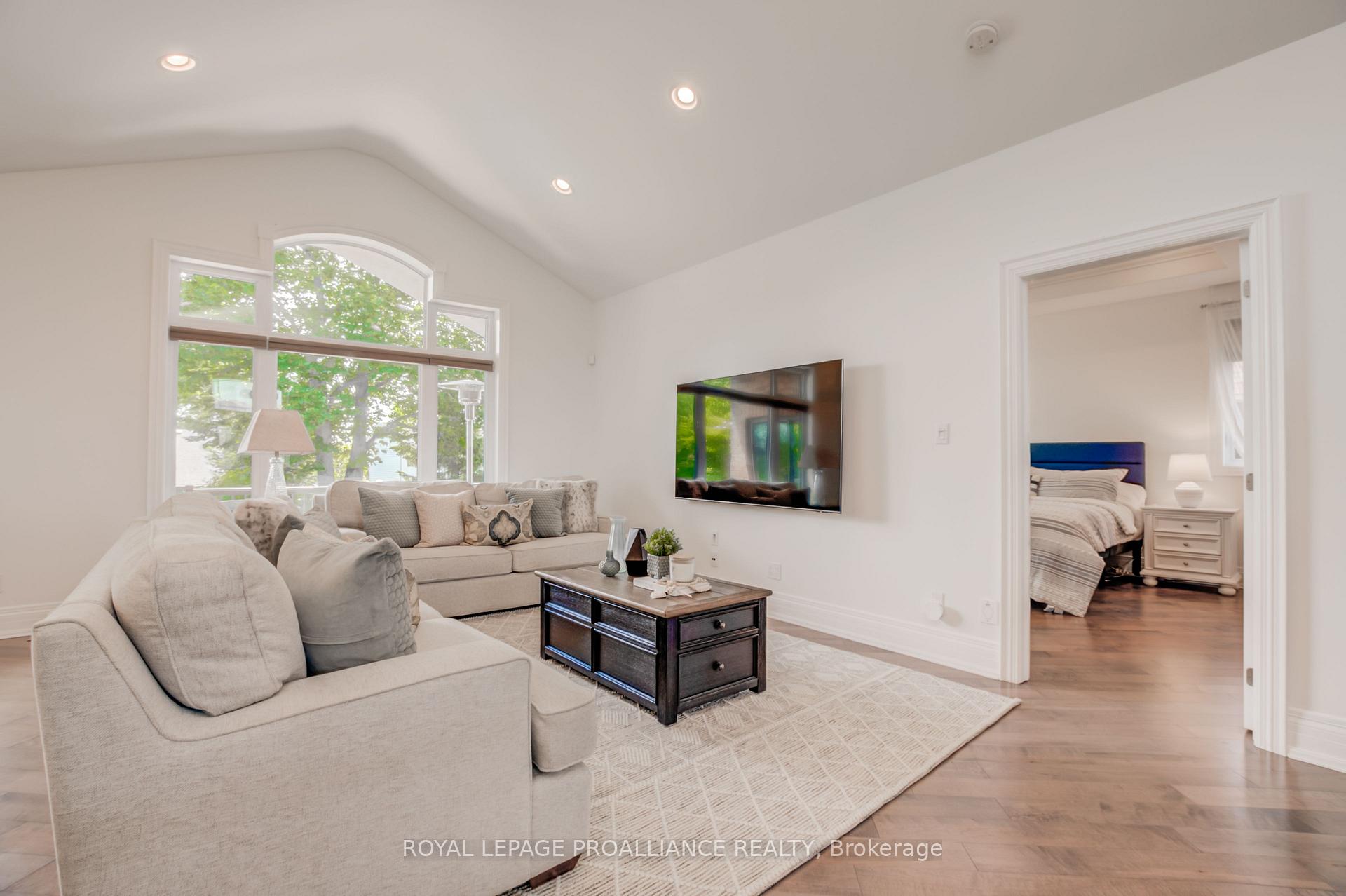 Photo 20 of 9 Castle Ridge, Brighton — HOMEH