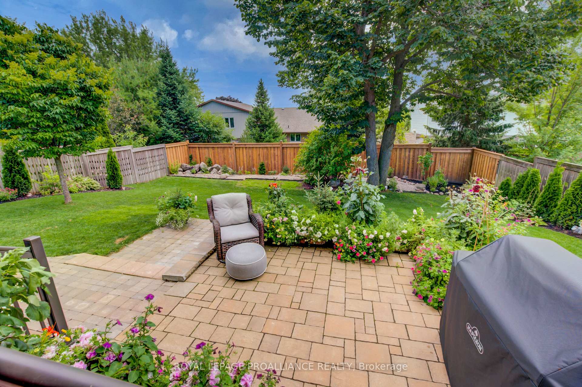 Photo 32 of 9 Castle Ridge, Brighton — HOMEH