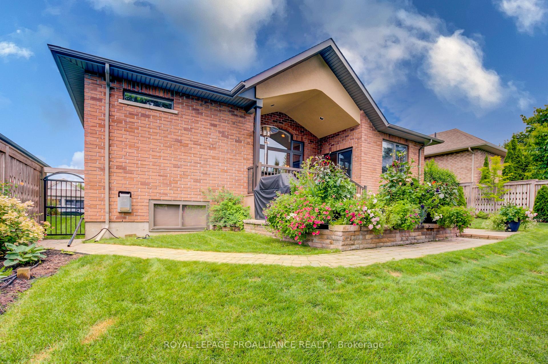Photo 42 of 9 Castle Ridge, Brighton — HOMEH