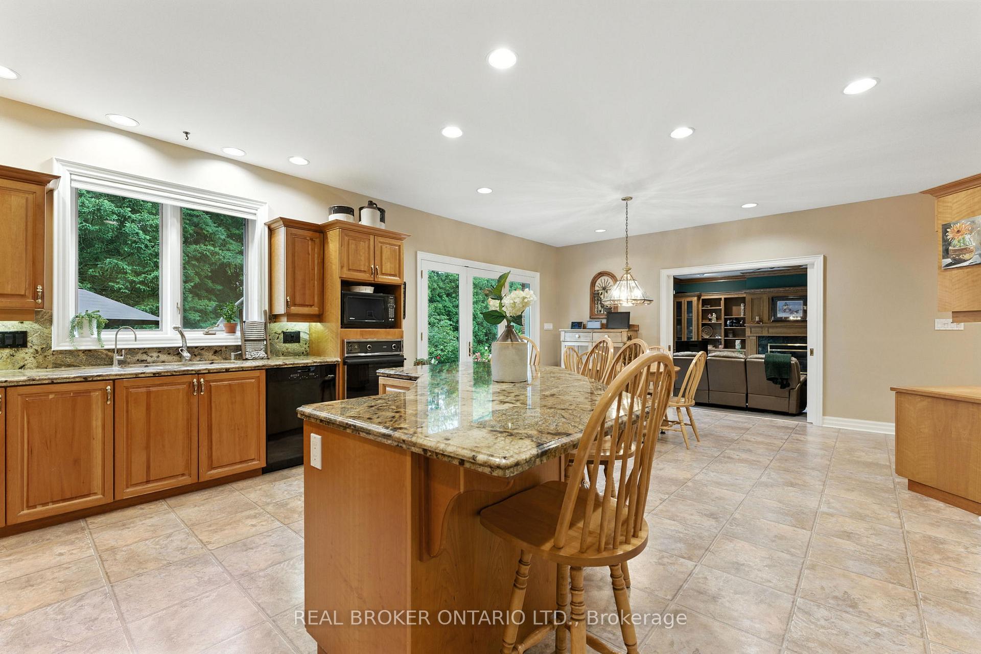 Photo 17 of 31 Cullum Drive, Hamilton, Carlisle — HOMEH