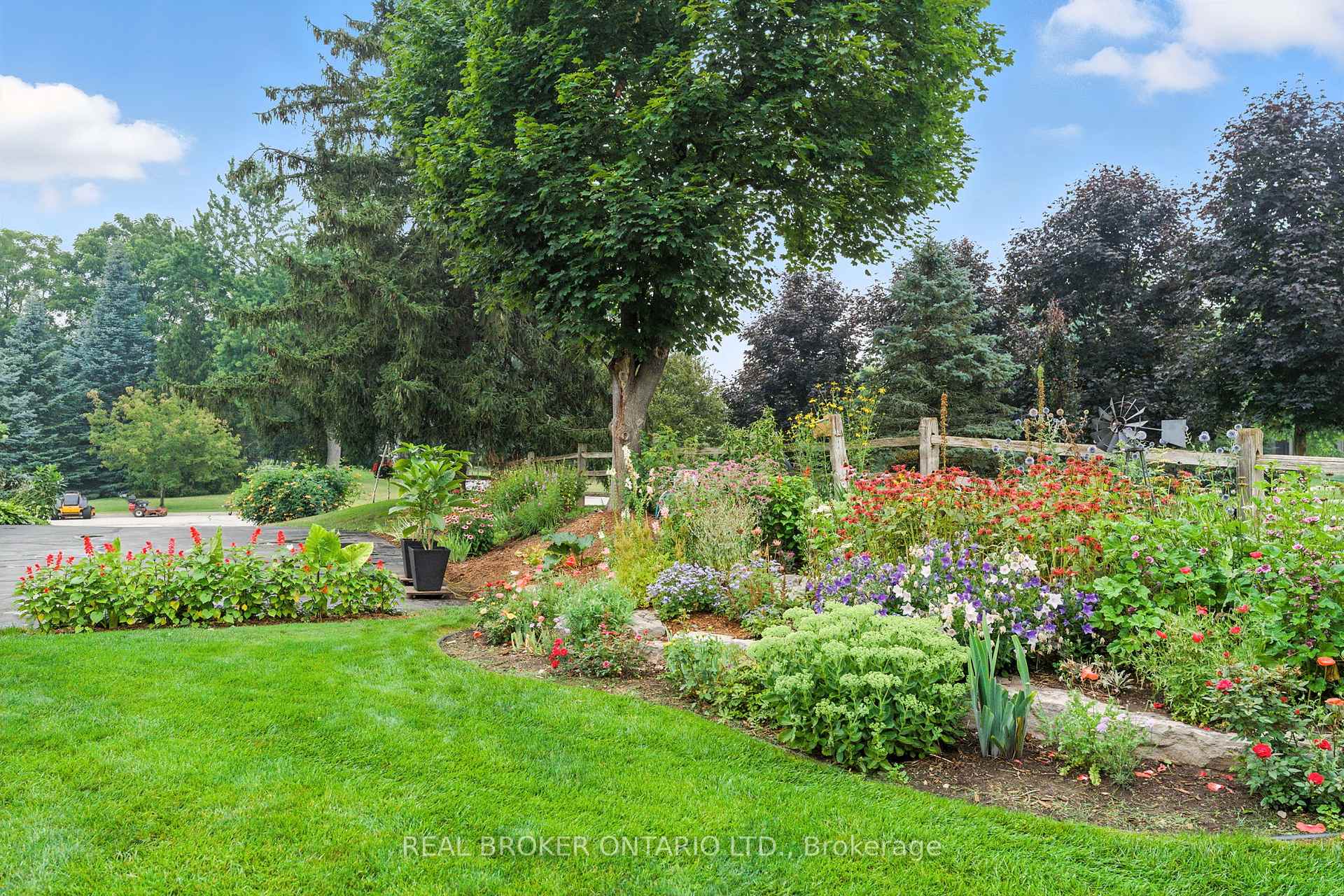Photo 34 of 31 Cullum Drive, Hamilton, Carlisle — HOMEH