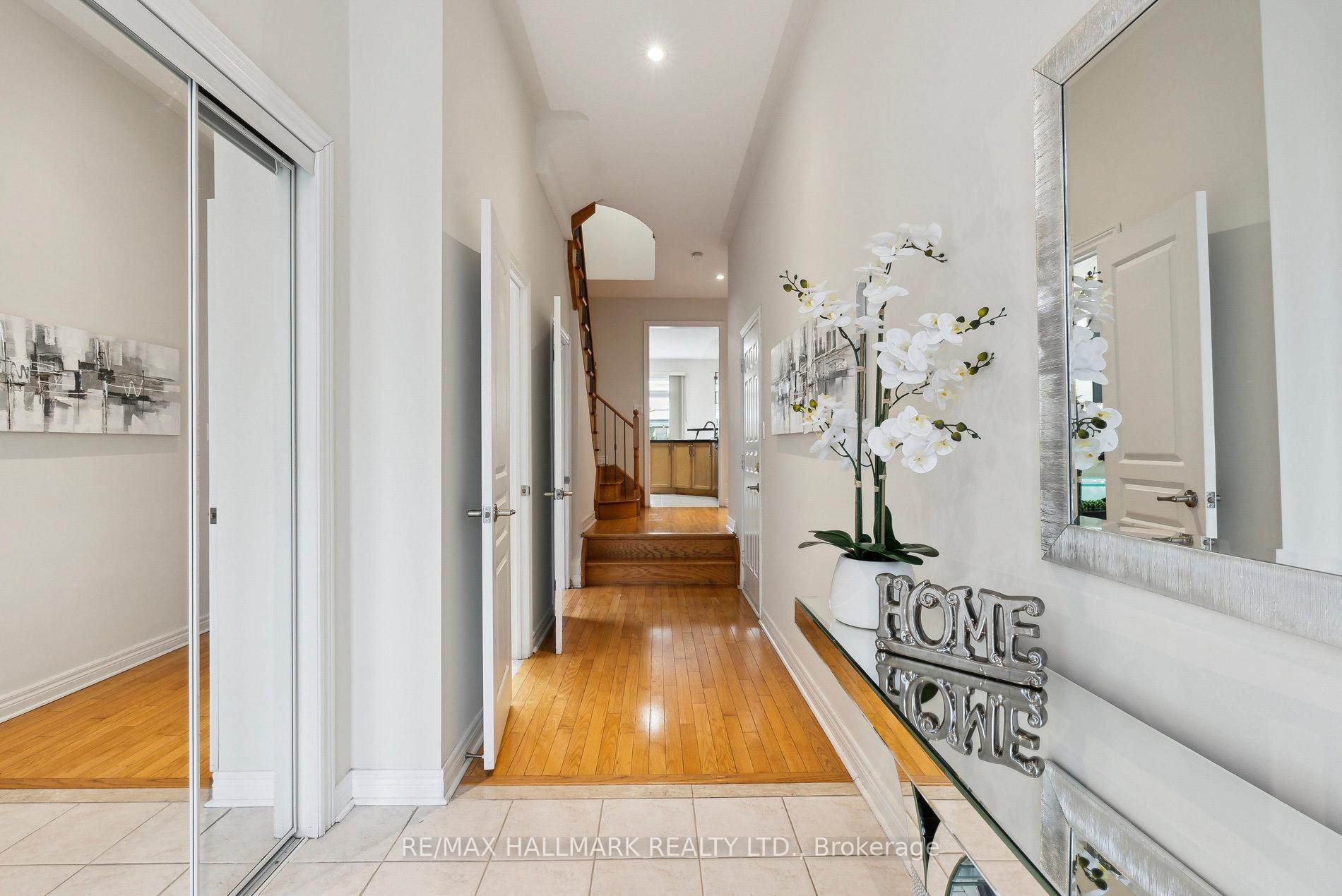 Photo 8 of 21 Amberty Street, Vaughan, Patterson — HOMEH