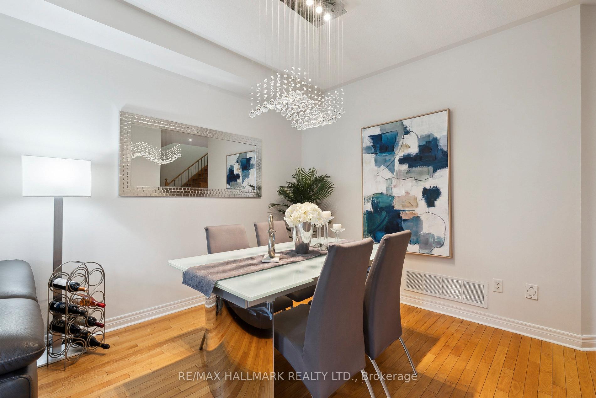 Photo 22 of 21 Amberty Street, Vaughan, Patterson — HOMEH
