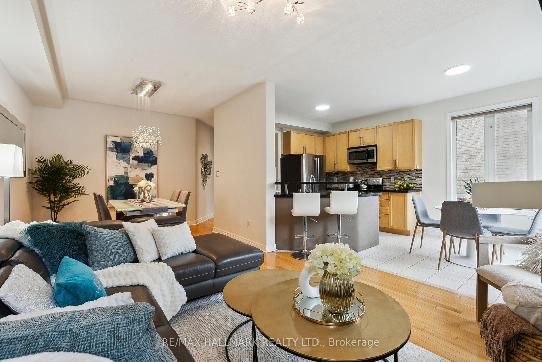 Photo 44 of 21 Amberty Street, Vaughan, Patterson — HOMEH
