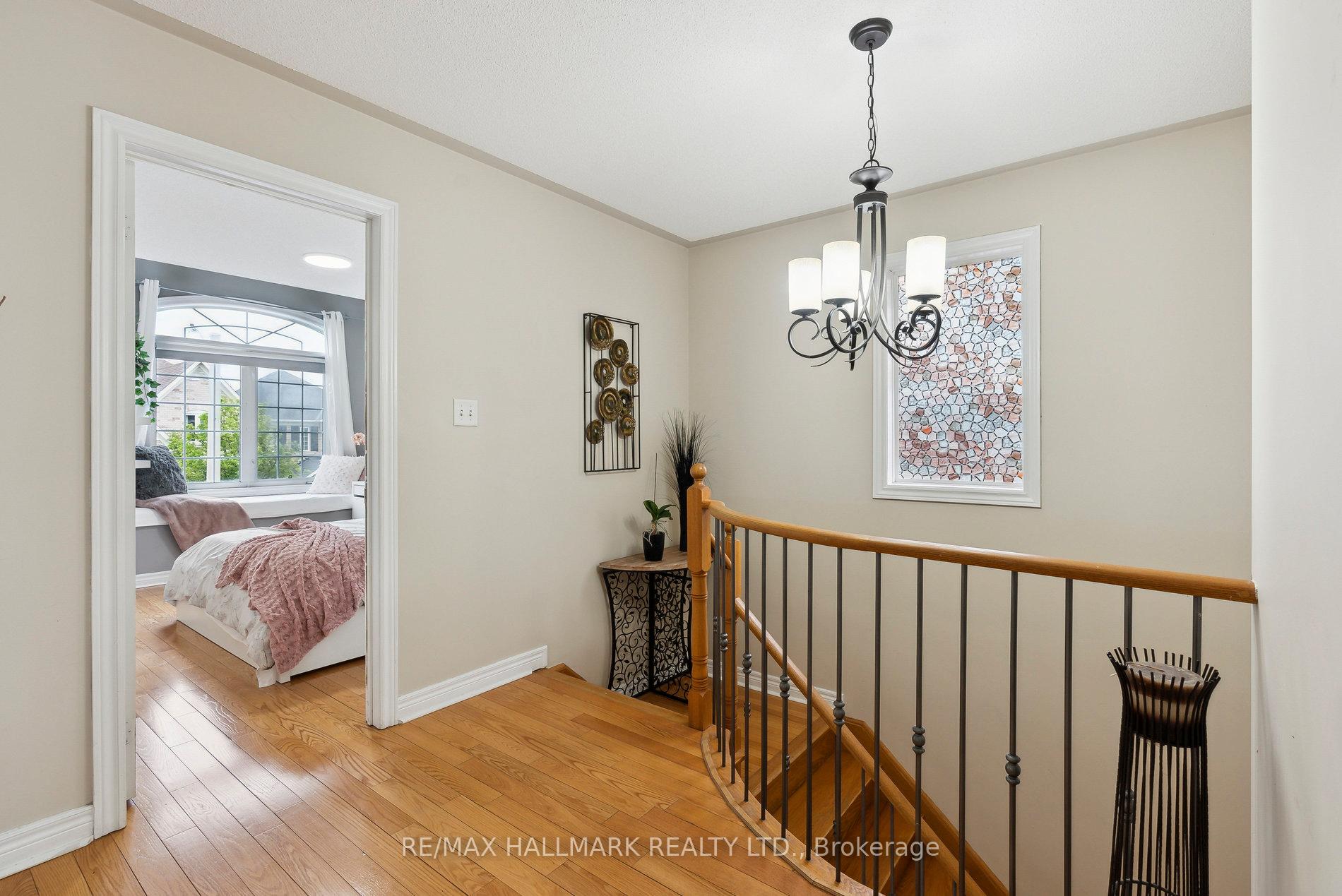 Photo 37 of 21 Amberty Street, Vaughan, Patterson — HOMEH